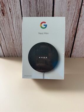 google Smart Speaker - White